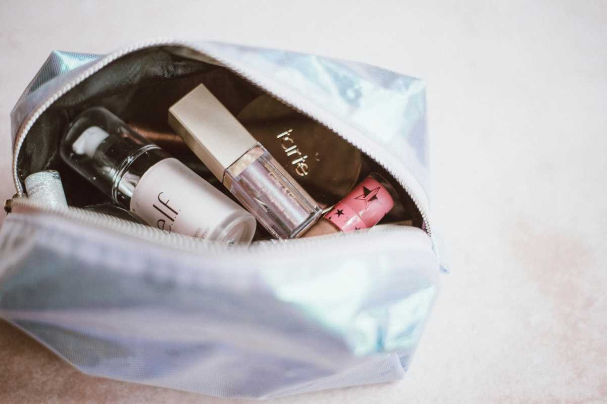 Emergency Beauty Kit: Must-Have Products for Unexpected Beauty Mishaps